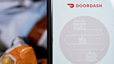 Airbnb Inc. и DoorDash Inc. увеличават ценовия диапазон преди IPO-тата си 