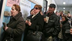 Избирателната активност на референдума в Италия е около 20% по обяд