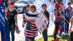 Проф. Робърт Филипс: Политическият елит може и да успее да обедини американците