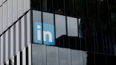 Премиум абонаментите са донесли 1,7  млрд. долара на LinkedIn през 2023 г.