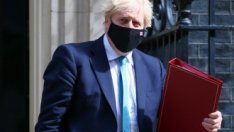 Публичната проверка за пандемията във Великобритания се отлага до догодина