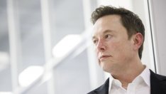 Мъск отново потопи биткойна