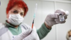 Младежите в Европа на лов за ваксина срещу коронавируса