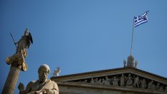 ЕК предупреди за оставащи фискални рискове в Гърция