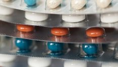 Парламентът одобри затягането на режима за реекспорт на лекарства