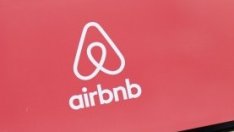 Airbnb и Booking също спират дейността си в Русия