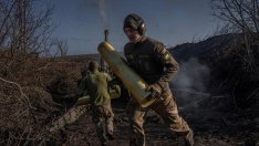 Украйна опитва ограничен десант към Днепър, започва обучението на пилоти за F-16