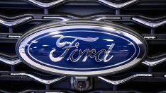 Ford влага 3,5 млрд. долара в завод за батерии в Мичиган