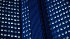 Лихвите и войната в Украйна застрашават възстановяването на световните имотни пазари