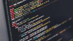 Недостигът на кадри с IT умения е основен риск за 60% от бизнеса в България