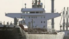 Цените на петрола удължават спада си заради притесненията за хранилищата*