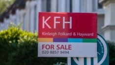 Имотни продажби за 94 млрд. евро са замразени във Великобритания