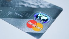 Всички карти Mastercard ще са от рециклирана пластмаса до 2028 година