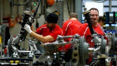 Поръчките към заводите в Германия се сриват заради спад на търсенето от чужбина