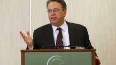 Уилямс: Вдигането на лихвените проценти ще бъде позитивен знак за икономиката