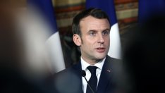 Франция отлага плащането на всички битови сметки 