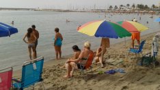 Гърция чака 8 млрд. евро приходи от туризъм през 2021 г.