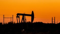 Петролът поскъпва, митата на Тръмп предизвикват опасения за доставките*