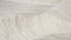 Единствената рафинерия за литий в Европа се подготвя за нова вълна от конкуренти