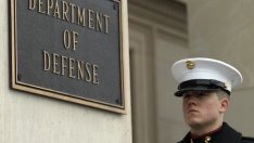 Пентагонът уволнява 46 000 души заради автоматично съкращаване на бюджета