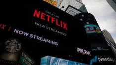 Акциите на Netflix се изстреляха с 9% след ръст на рекламната версия