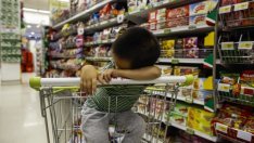 КЗК разследва търговските вериги за картел заради собствените им марки