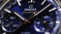 Слабото търсене в Китай удари продажбите на Swatch