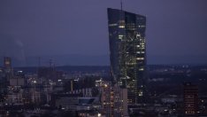 Казакс от ЕЦБ: Възможно е банката да повиши лихвите през юли