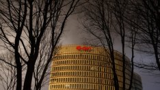 Проблемите за Eon зад граница не стихват