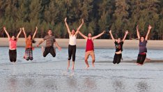 Какво правят младите хора в Европа - учат, работят или нищо?