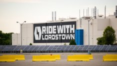 Електромобилните стартъпи в САЩ се сблъскват с отлив на мениджъри