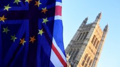 Британският парламент поема контрола върху Brexit за ден