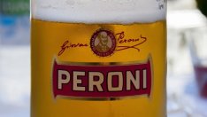 AB InBev продава Peroni и Grolsch?