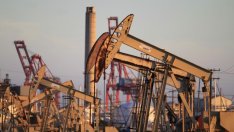 Инвеститорите в ETF-и похарчиха 24 млрд. долара в търсене на дъното на петрола