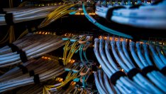 AI бумът в Европа стимулира инвестициите в центрове за данни и тяхното захранване 