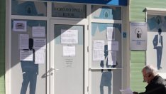 Шестима безработни се борят за едно свободно работно място