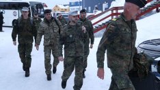 Германските войници напускат Гренландия след 44-часова мисия