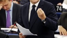 ЕК разкритикува международните рейтингови агенции