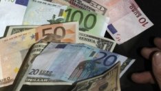 Обемите на валутна търговия рязко нарастват през 2013 г.