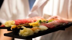 Японските ресторанти в Китай се страхуват от фалит заради решението за водите на "Фукушима"