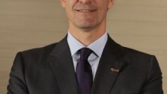 Акциите на UniCredit поевтиняват въпреки утроената нетна печалба