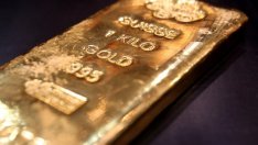 Златото може да се изкачи до 6-годишен връх заради буксуващата икономика