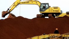 Желязната руда поевтиня заради намаляващото търсене в Китай