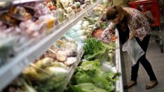 Цените на хранителните продукти запазват тенденцията си към спад