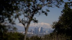 Хиляди жители на Лос Анджелис наричат каравани свой дом