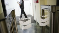 Chevron товари венецуелски петрол на танкери с най-бързия темп от седем месеца
