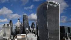 Финансовият сектор сви очакванията за преместени работни места след Brexit