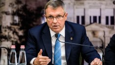 Арестуваха бившия управител на централната банка на Унгария от времето на Виктор Орбан