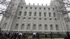 Технологичен милиардер напуска мормоните и прави дарение на ЛГБТ общност