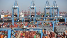 Търговският дефицит на САЩ е намалял с 15% през януари